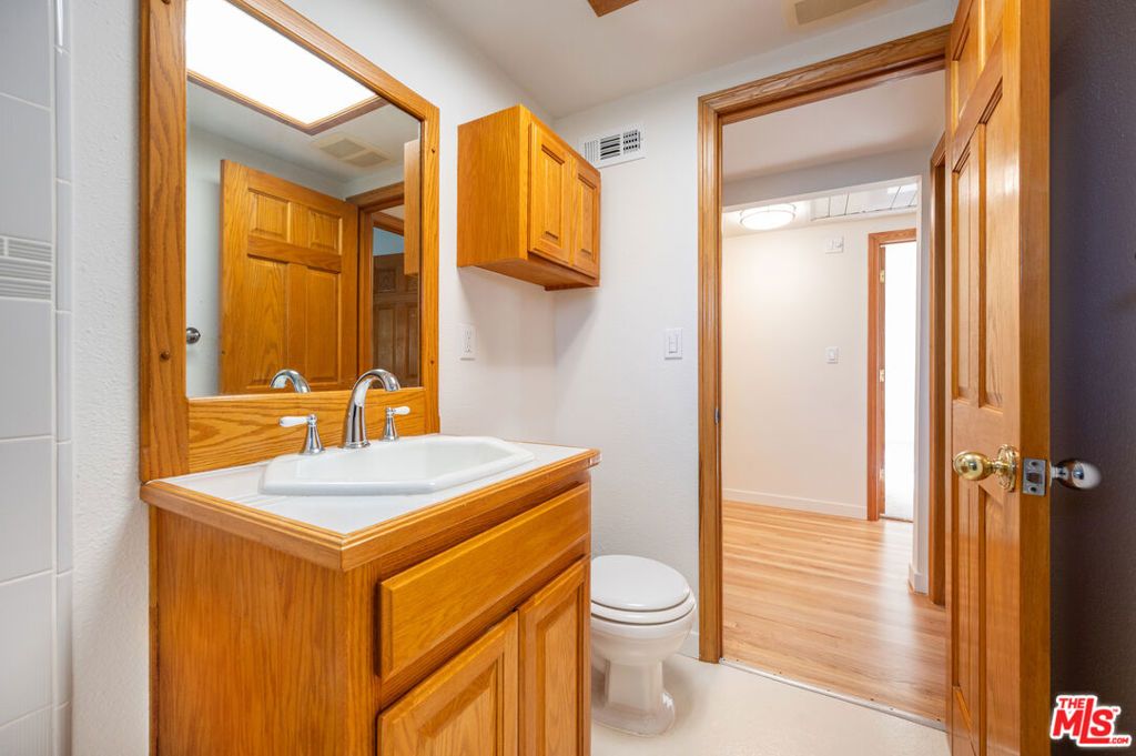 Image 22 of property listing at 14141 Clarissa Lane, Santa Ana, CA 92705