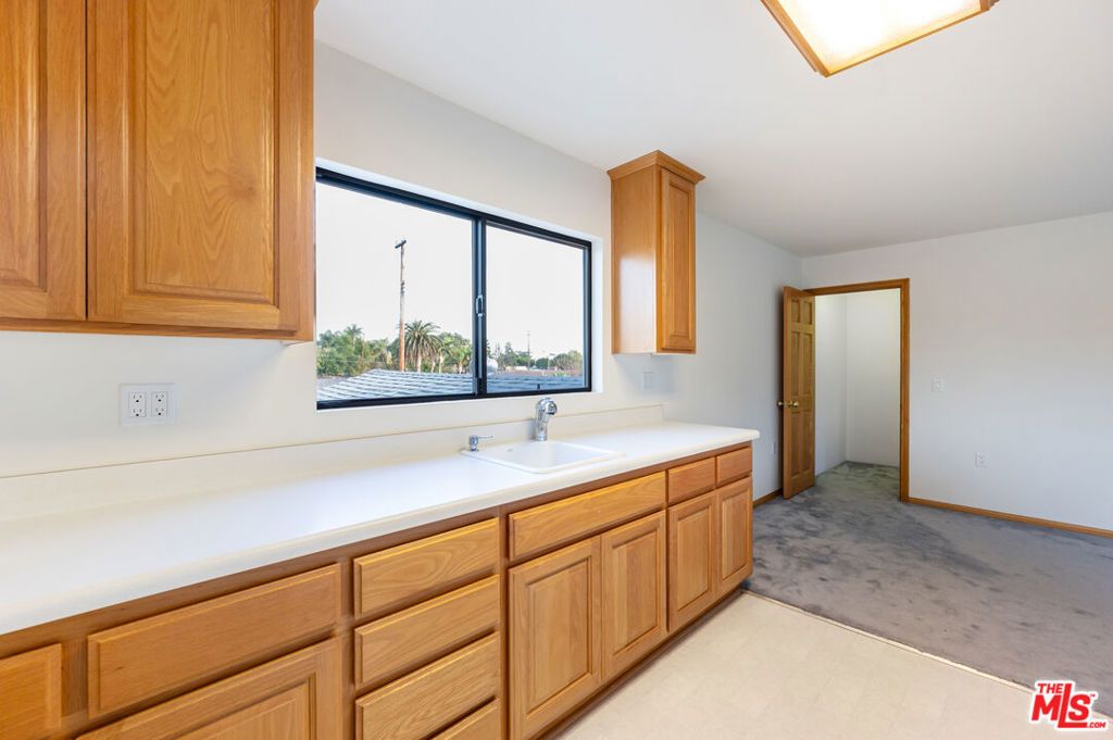 Image 29 of property listing at 14141 Clarissa Lane, Santa Ana, CA 92705