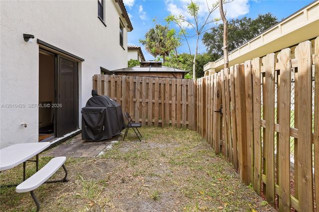 1434 SW 54th Avenue, North Lauderdale, FL 33068