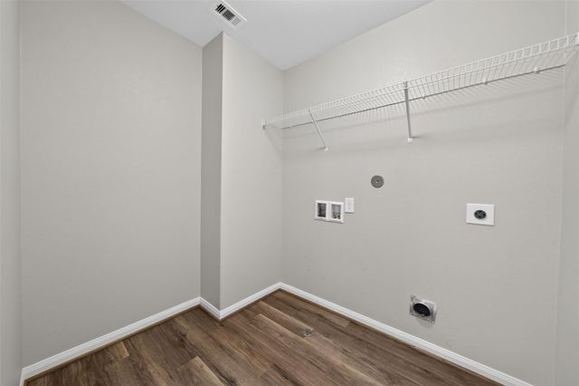 26055 Allan Poe Drive, Magnolia, TX 77355