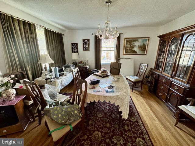 2725 N POINT RD, Dundalk, MD 21222