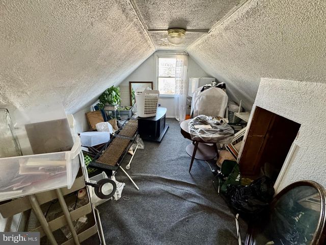 2725 N POINT RD, Dundalk, MD 21222