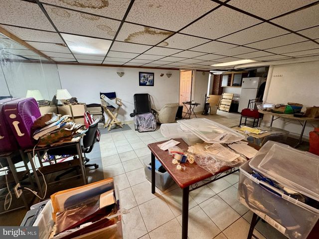 2725 N POINT RD, Dundalk, MD 21222