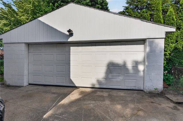 28 Hazard Street, Pawtucket, RI 02860