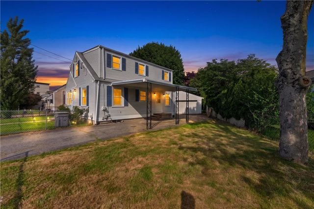 28 Hazard Street, Pawtucket, RI 02860