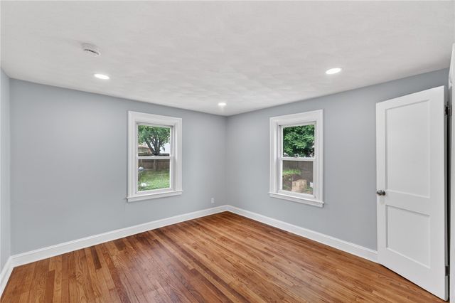 28 Hazard Street, Pawtucket, RI 02860