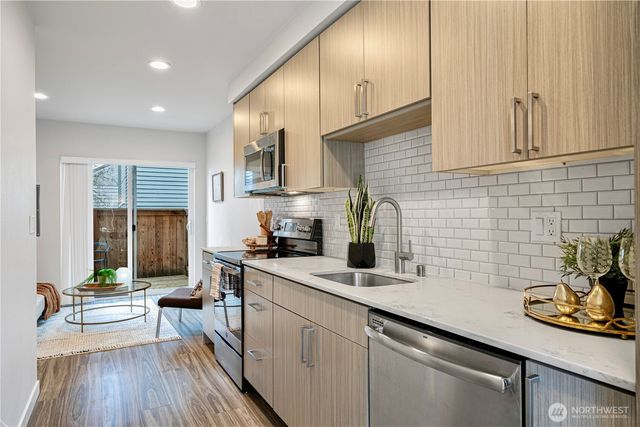 1806 NW 85th Street, Seattle, WA 98117