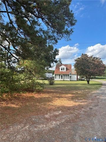 7517 Walnut Grove Rd, Mechanicsville, VA 23111