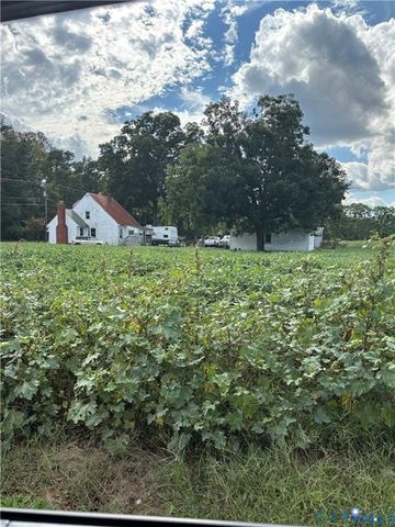 7517 Walnut Grove Rd, Mechanicsville, VA 23111