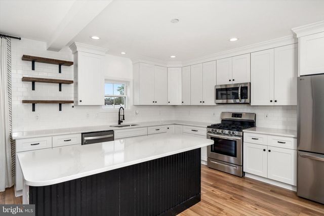 25015 MOUNT PLEASANT, Columbus, NJ 08022