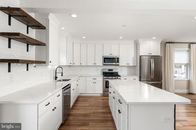 25015 MOUNT PLEASANT, Columbus, NJ 08022