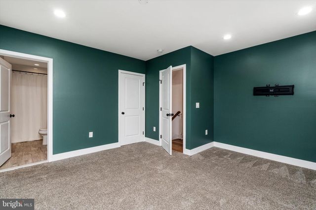25015 MOUNT PLEASANT, Columbus, NJ 08022