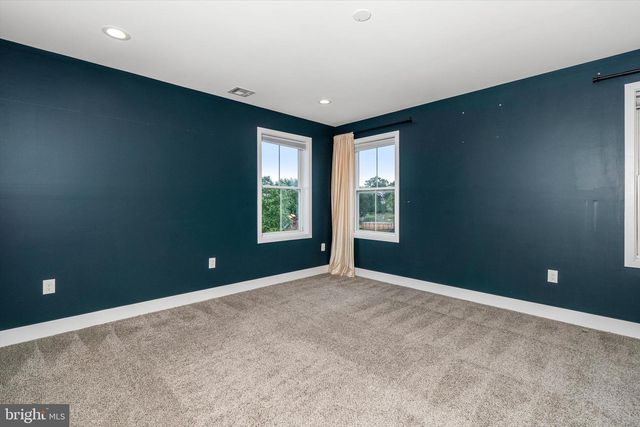 25015 MOUNT PLEASANT, Columbus, NJ 08022