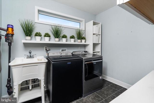 25015 MOUNT PLEASANT, Columbus, NJ 08022