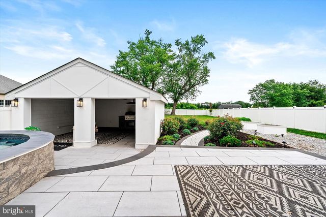 25015 MOUNT PLEASANT, Columbus, NJ 08022
