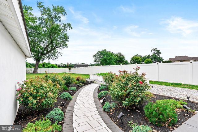 25015 MOUNT PLEASANT, Columbus, NJ 08022
