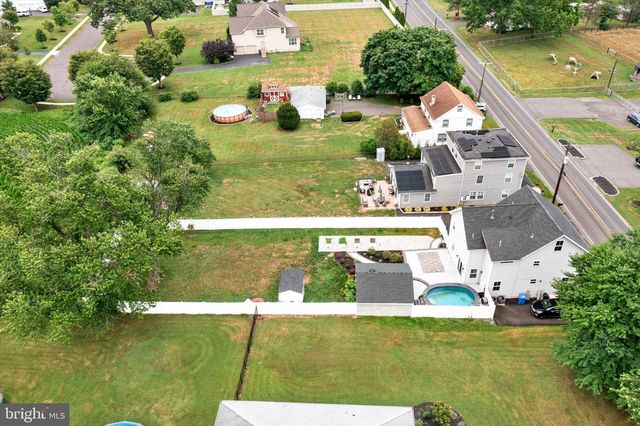 25015 MOUNT PLEASANT, Columbus, NJ 08022