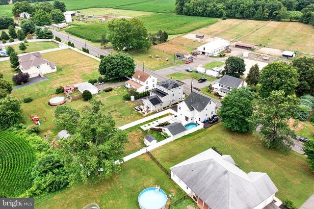 25015 MOUNT PLEASANT, Columbus, NJ 08022