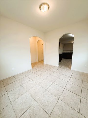 120 Rushmore Lane, Venus, TX 76084