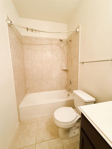 120 Rushmore Lane, Venus, TX 76084