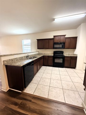 120 Rushmore Lane, Venus, TX 76084