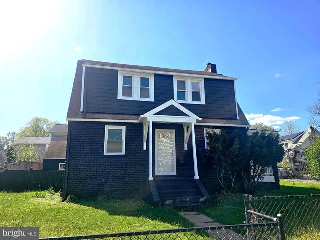 2500 S EADS ST, Arlington, VA 22202