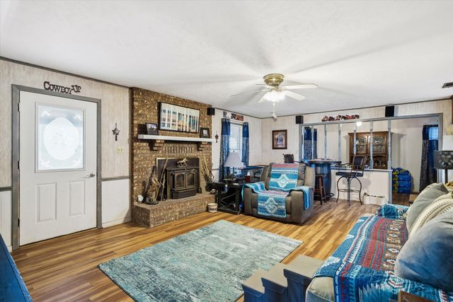 1571 Vz County Road 4403, Ben Wheeler, TX 75754