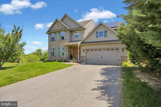 72 CIDER MILL RD, Mertztown, PA 19539
