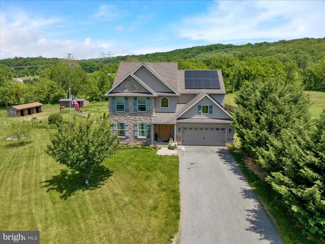 72 CIDER MILL RD, Mertztown, PA 19539