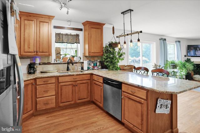 72 CIDER MILL RD, Mertztown, PA 19539