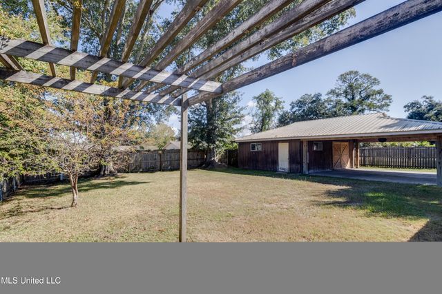 108 Vance Place, Long Beach, MS 39560