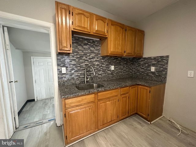 5537 PEMBERTON ST, Philadelphia, PA 19143