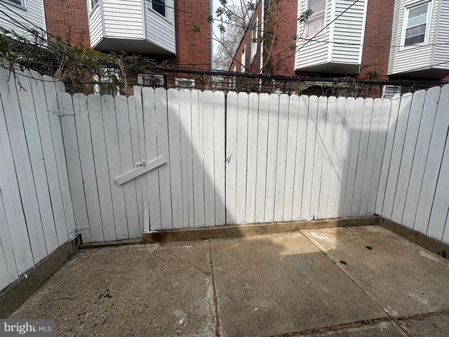 5537 PEMBERTON ST, Philadelphia, PA 19143