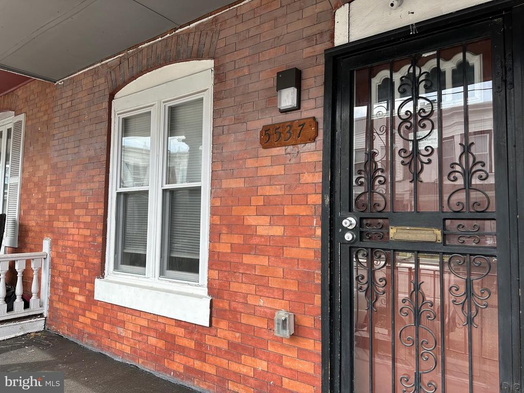 5537 PEMBERTON ST, Philadelphia, PA 19143