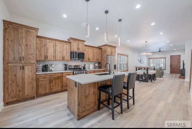 4351 Yeti Ln, Island Park, ID 83429