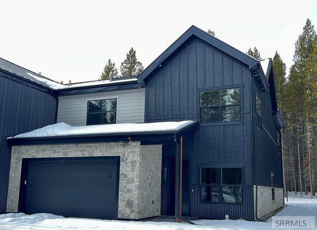 4351 Yeti Ln, Island Park, ID 83429