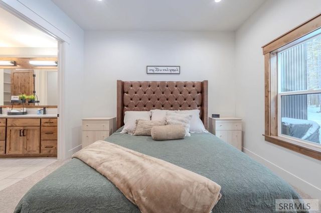 4351 Yeti Ln, Island Park, ID 83429