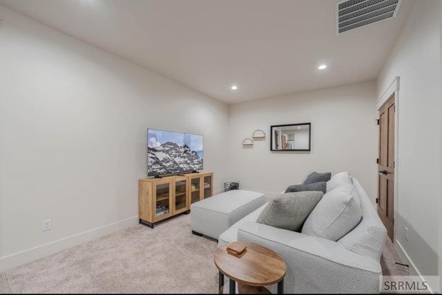 4351 Yeti Ln, Island Park, ID 83429