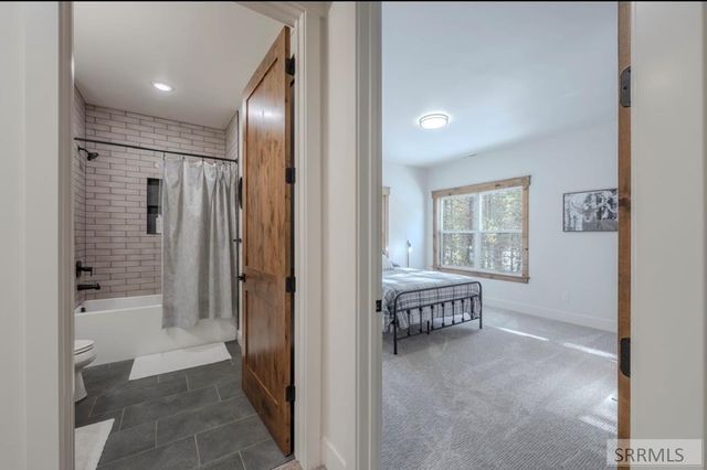 4351 Yeti Ln, Island Park, ID 83429