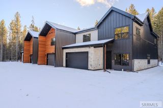 4351 Yeti Ln, Island Park, ID 83429