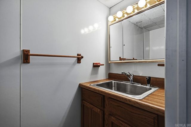 4313 Idlewild, North Little Rock, AR 72116