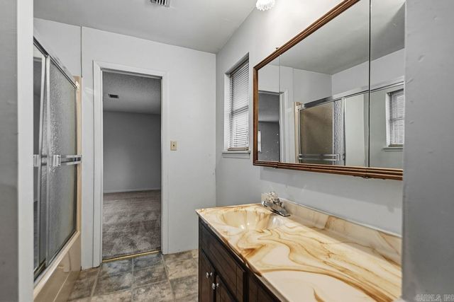 4313 Idlewild, North Little Rock, AR 72116