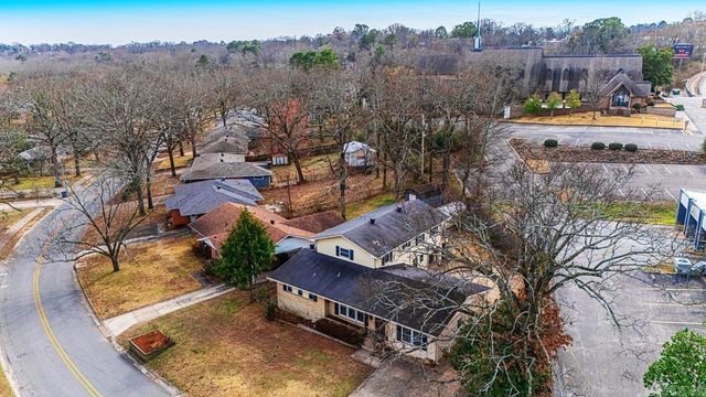 4313 Idlewild, North Little Rock, AR 72116