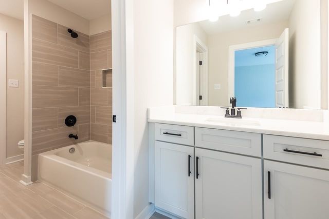 5338 MAY GROVE LN, Lakeland, TN 38002