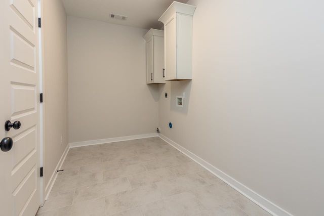 5338 MAY GROVE LN, Lakeland, TN 38002