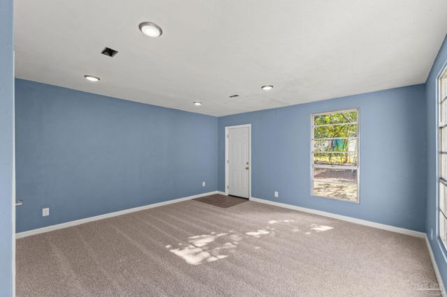 205 Mckinley Dr, Pensacola, FL 32505