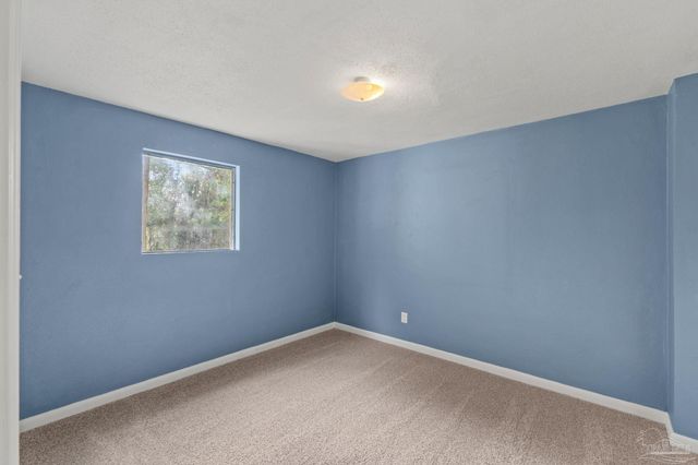 205 Mckinley Dr, Pensacola, FL 32505