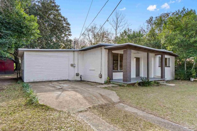 205 Mckinley Dr, Pensacola, FL 32505