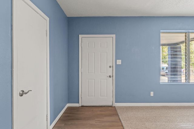 205 Mckinley Dr, Pensacola, FL 32505