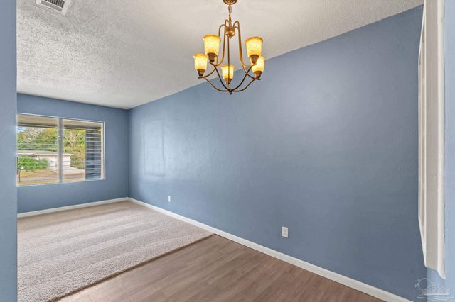 205 Mckinley Dr, Pensacola, FL 32505